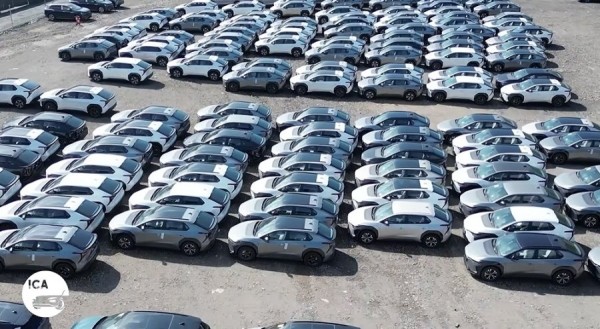 В Китае находят поля с заброшенными электромобилями. Что происходит? В Китае находят поля с заброшенными электромобилями. Что происходит?