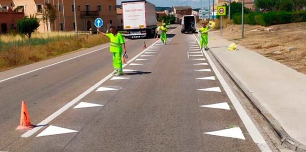 В Европе наносят странную разметку. Для чего она нужна? В Европе наносят странную разметку. Для чего она нужна?