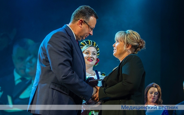 Поздравления столичных медиков с профессиональным праздником
Поздравления столичных медиков с профессиональным праздником