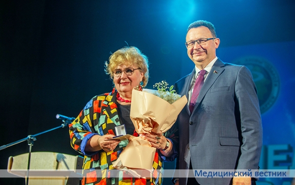 Поздравления столичных медиков с профессиональным праздником
Поздравления столичных медиков с профессиональным праздником